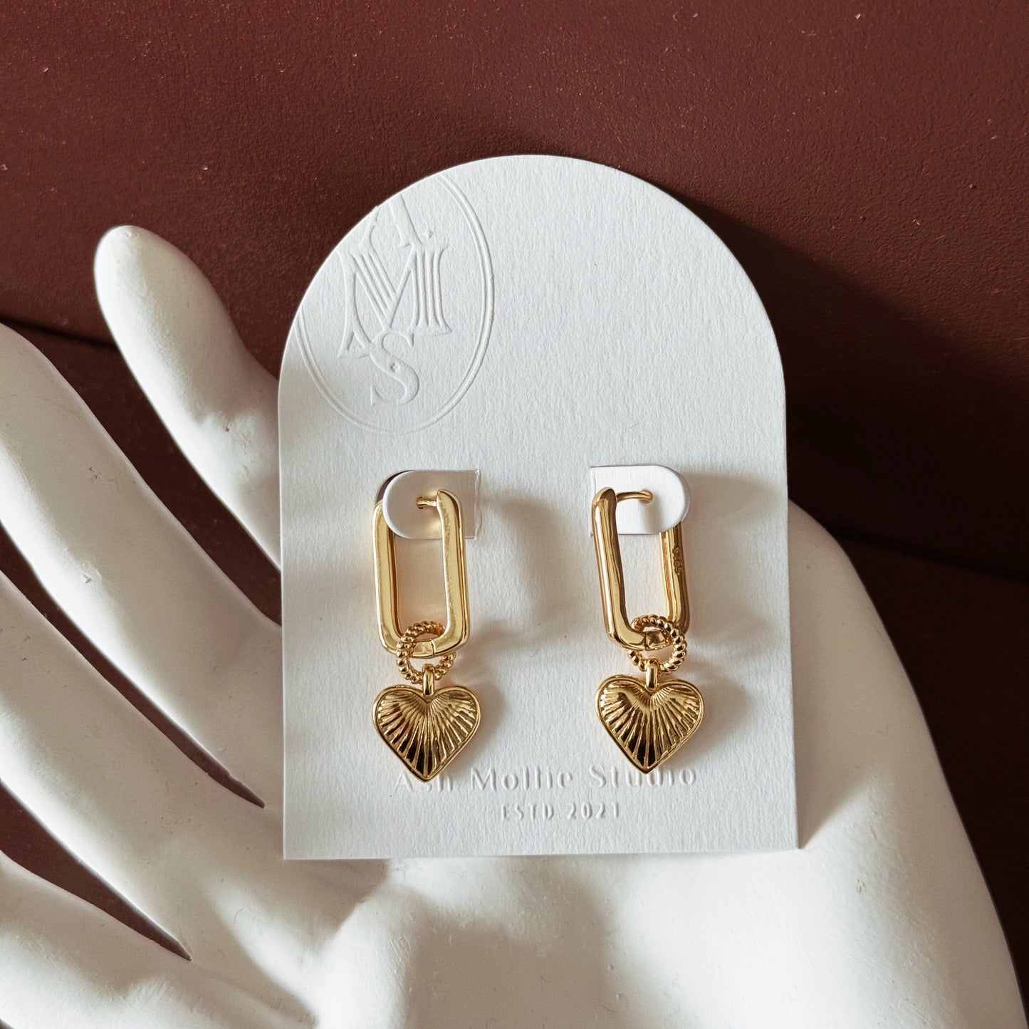 EMIE Heart Dangle Earrings - ASH MOLLIE STUDIO