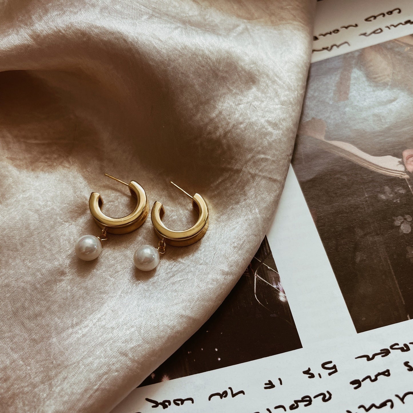 XANTHE Hoop Earrings with Pearls - ASH MOLLIE STUDIO