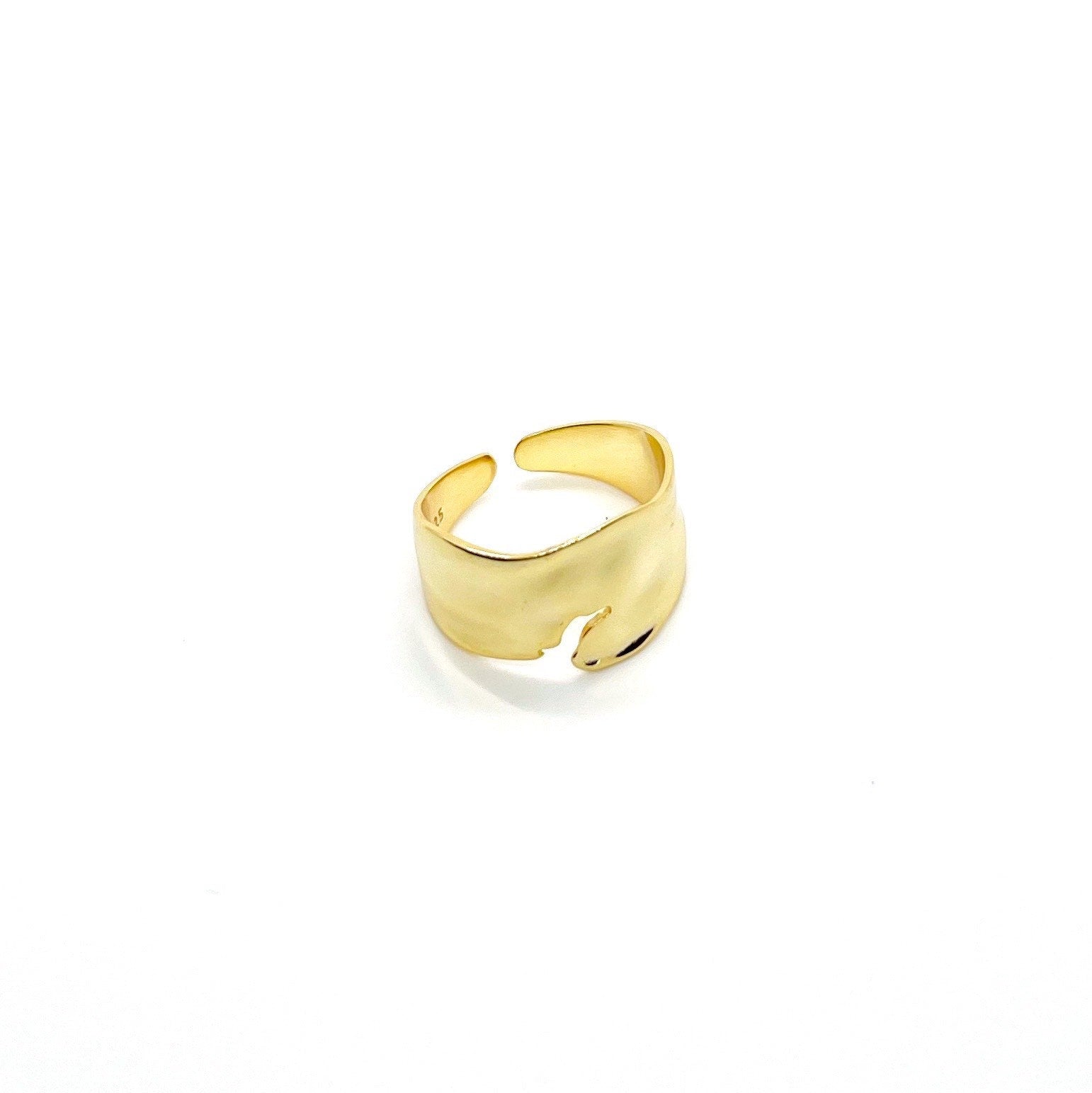 AMS French Vintage Wide Band Gold Statement Ring with Crack