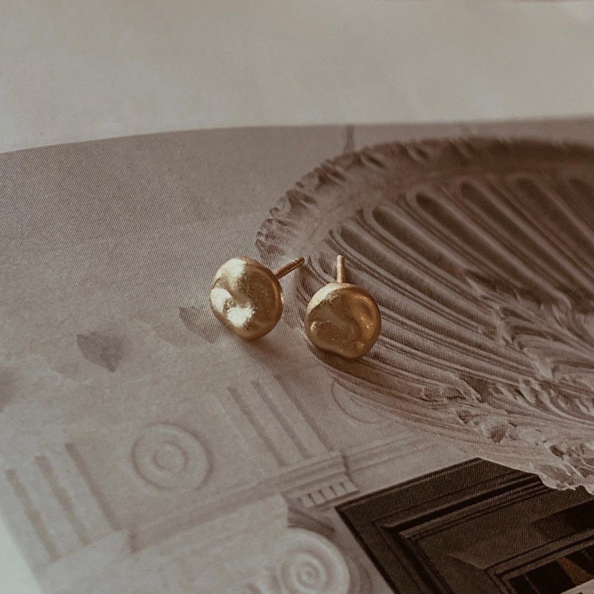 AMS French Vintage Rounded Bead Small Mini Gold Earring Studs