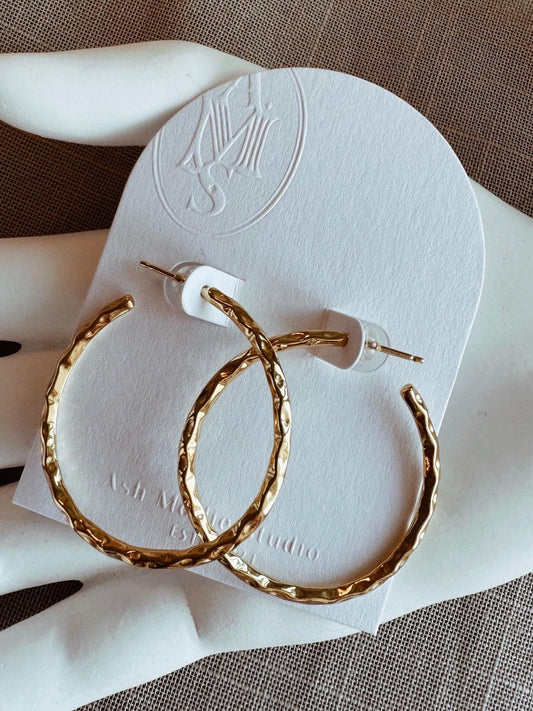 Gold-plated big hoop earrings with hammered texture